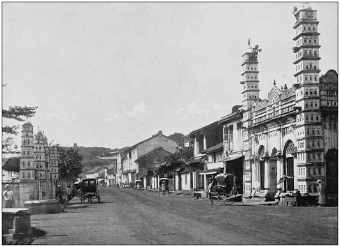 Antique photograph of the British Empire: Mosque and Buddhist temple in the same street of Singapore