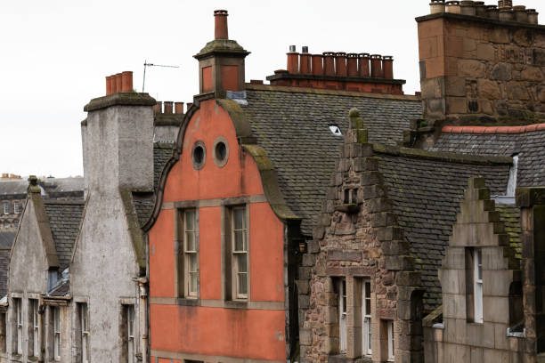 Picture of historic building in Edinburgh, Scotland