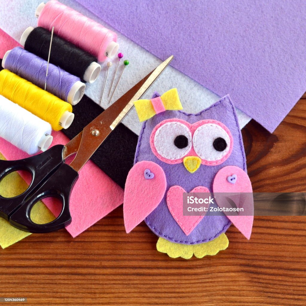 Cute Felt Owl Toy Scissors Sheets Of Felt Thread Needles Sewing Kit Owl  Crafts Sewing Projects Stock Photo - Download Image Now - iStock