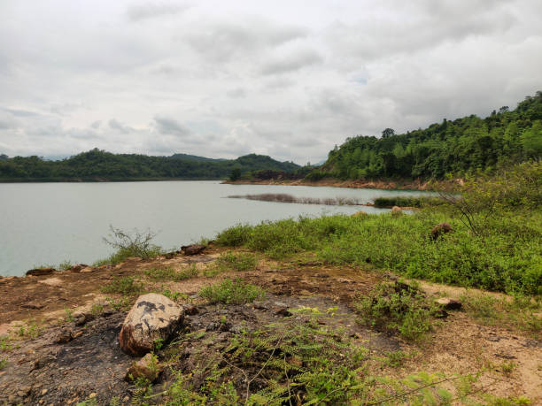 istock Sri Lanka - Samanalawewa (Samanala wewa) reservoir 1204529933