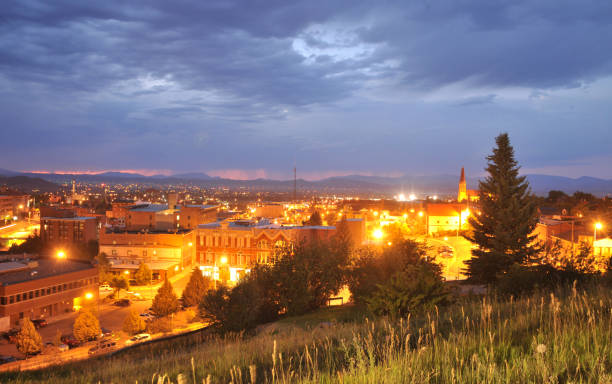 istock Helena Montana at night 1204535496