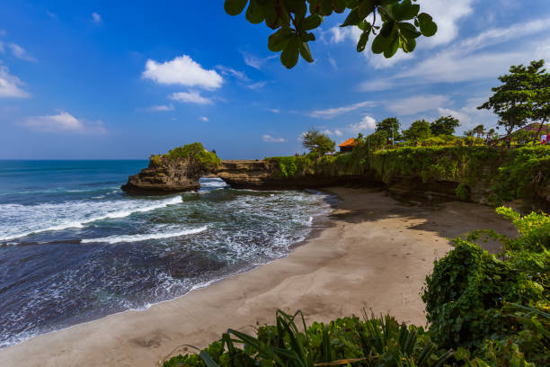 istock Tanah Lot Temple - Bali Indonesia 1204599801