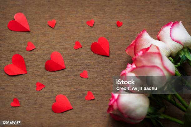 Romantic Love Wallpaper Stock Photo - Download Image Now - Engagement,  Anniversary, Beauty - iStock