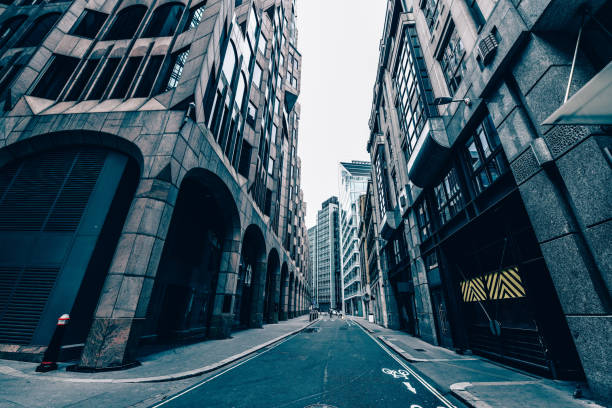 istock Alleyway In London, UK 1204654943
