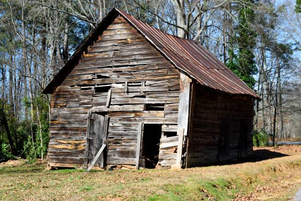 istock Old abandoned farm barn shed 1204668051