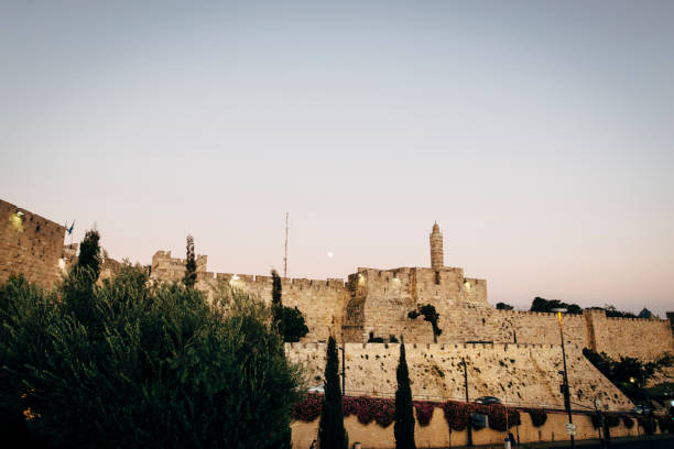 variedad de hermosos paisajes de jerualem en la muralla occidental de israel y la ciudad de david. - the western wall wall east city fotografías e imágenes de stock