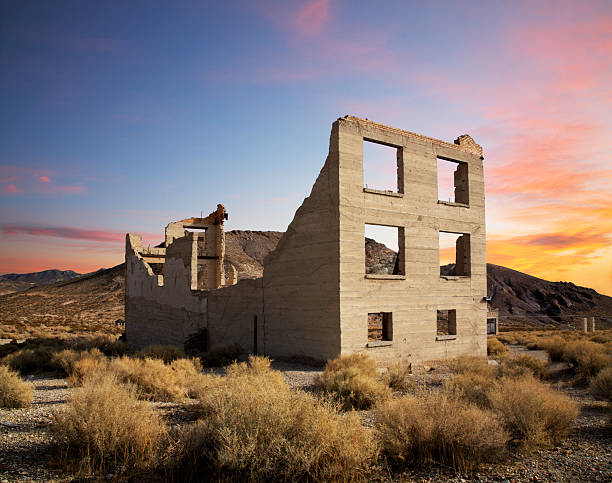 Edificio in rovina - foto stock