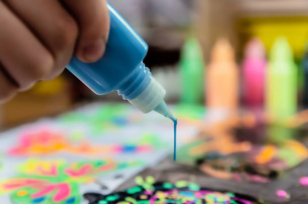 istock squeezes acrylic paint out of a tube 1204809064
