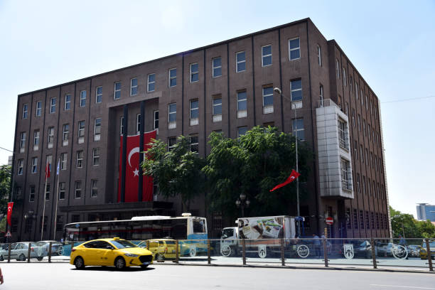 the central bank of republic of turkey, ankara branch. - statue history flag sculpture imagens e fotografias de stock