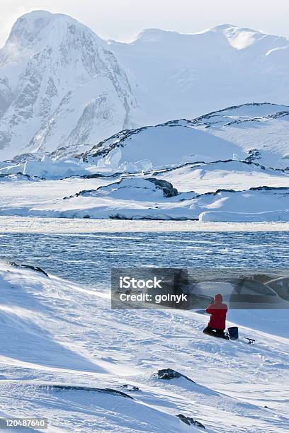 Mann Angeln Stockfoto und mehr Bilder von Antarktis - Antarktis, Eisschicht, Landschaft