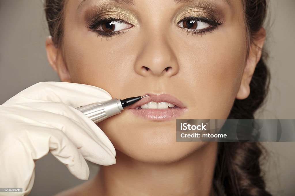 Dauer-make-up - Lizenzfrei Lippen Stock-Foto