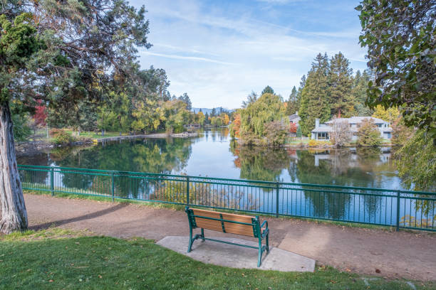 istock Drake Park and Mirror Pond 1204893163