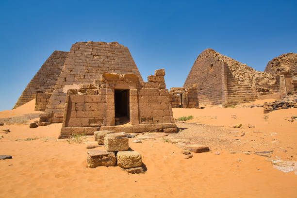 istock Sudan nature city desert pyramids 1204901309