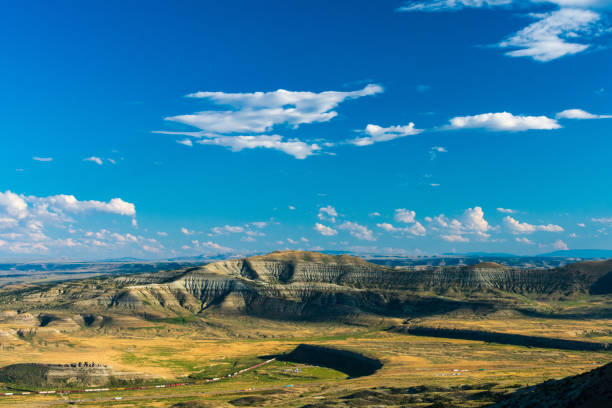 Wyoming Landscape Bureau of Land Management, Wild Horse Range, Rock Springs Wyoming butte rocky outcrop stock pictures, royalty-free photos & images