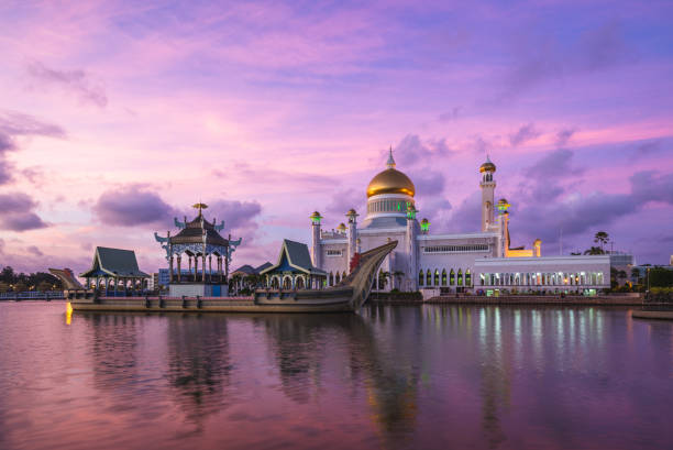 istock Omar Ali Saifuddien Mosque 1204954008