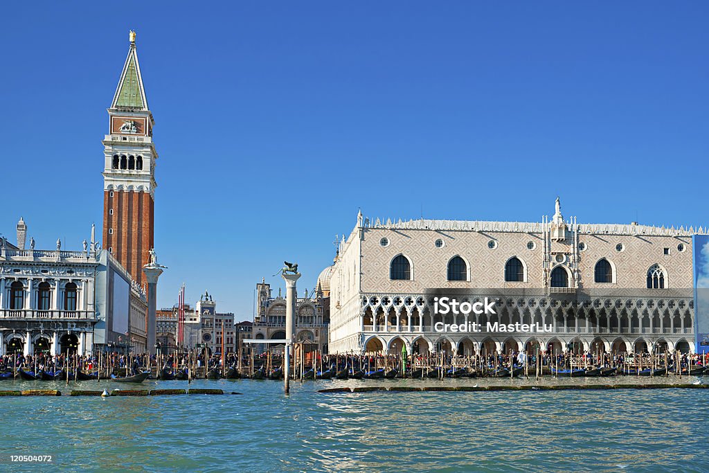 Венеция, Сан-Марко. - Стоковые фото Column of San Marco роялти-фри