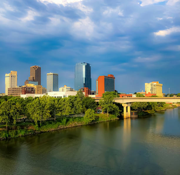 istock Little Rock City Skyline -- Summer Morning 1205065629
