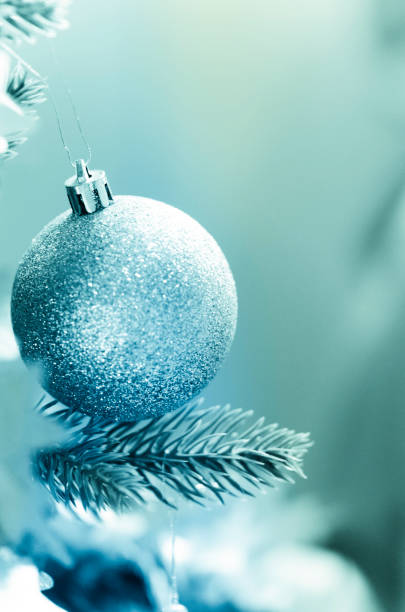 Close-up of christmas ball - fotografia de stock