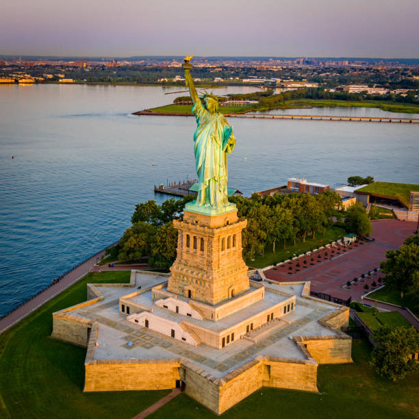 istock Statue of Liberty at Sunrise 1205111047