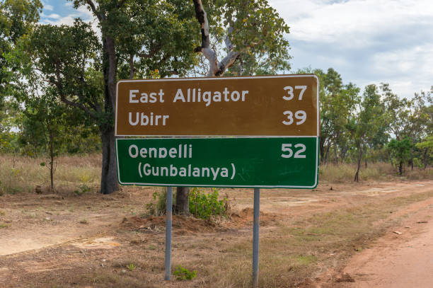 road sign directions to tourist destinations at kakadu national park, australia - kakadu national park national park northern territory kakadu imagens e fotografias de stock