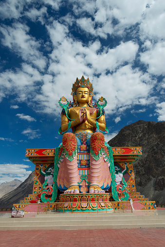 Buda Maitreya, Valle de Nubra, Ladakh, India photo
