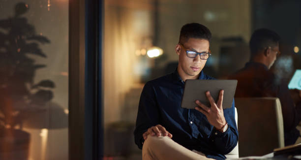 istock Whatever the time of day, he’s an email away 1205211739