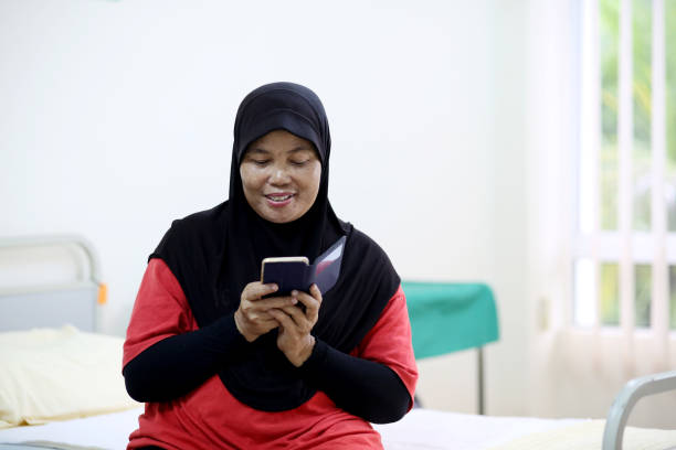 istock South East Asia: At The Hospital 1205219375