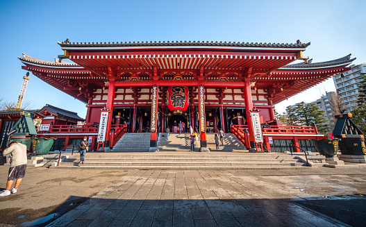April 3, 2019 - Tokyo, Japan: Senso-ji Temple, the oldest temple located in Tokyo, and Nakamise-dori connecting the Kaminarimon entrance to the main hall, are constantly crowded with sightseers on a yearly basis. Since the area has always had a large number of temples since the Edo Period, it has been called Teramachi, which translates to ‘City of Temples’
