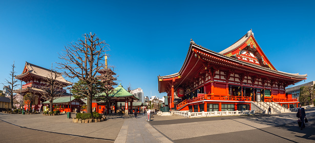 April 3, 2019 - Tokyo, Japan: panoramic view of Senso-ji Temple, the oldest temple located in Tokyo, and Nakamise-dori connecting the Kaminarimon entrance to the main hall, are constantly crowded with sightseers on a yearly basis. Since the area has always had a large number of temples since the Edo Period, it has been called Teramachi, which translates to ‘City of Temples’