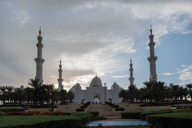 istock Sheikh Zayed Grand Mosque at dusk (Abu-Dhabi, UAE) 1205481212