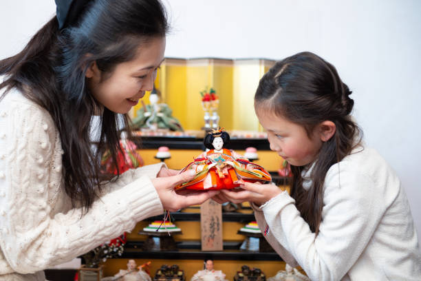 istock Mother and daughter decorating Hinamatsuri 1205510526