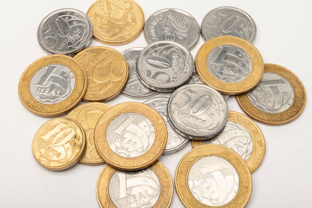 istock Brazilian money coins 1205611763