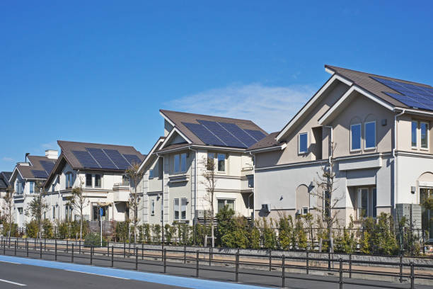 Eco town（Fujisawa SST） "2020/2/10: Fujisawa City, Kanagawa Prefecture
A town with many houses equipped with photovoltaic panels for the purpose of creating a city that produces renewable energy by considering the environment." kanagawa prefecture photos stock pictures, royalty-free photos & images