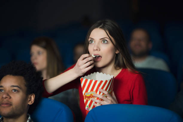 what just happened? - audience surprise movie theater shock imagens e fotografias de stock