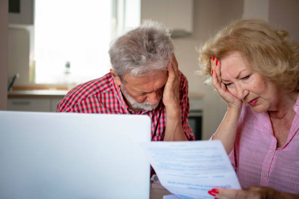 istock Senior couple is planning a home budget 1205769579