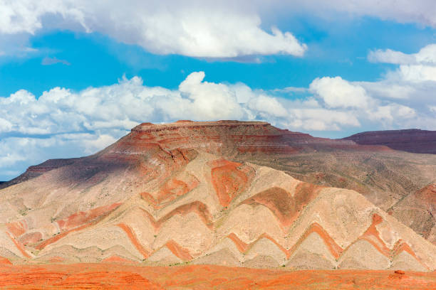 istock Zig-zag hills ner Mexican Hat in Utah 1205780243