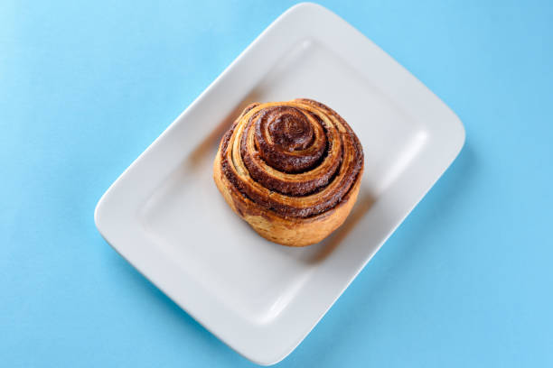Cinnamon Danish Swirl-classic buttery danish pastry roll