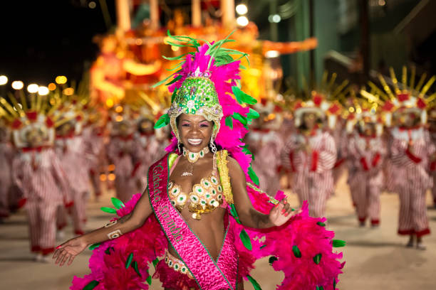 sweet brazilian carnaval - sambadrome imagens e fotografias de stock