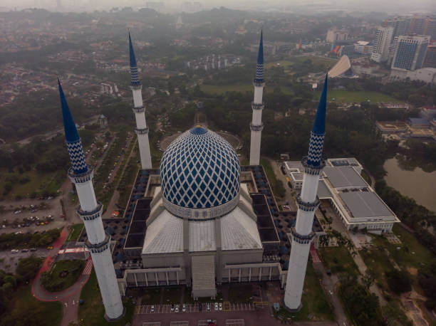 istock Aerial view of Sultan Salahuddin Abdul Aziz Mosque 1205879029