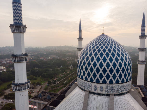 istock Aerial view of Sultan Salahuddin Abdul Aziz Mosque 1205879061