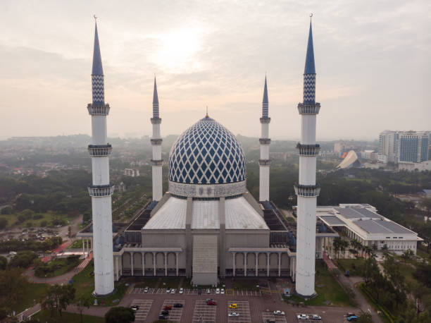 istock Aerial view of Sultan Salahuddin Abdul Aziz Mosque 1205879069