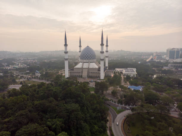 istock Aerial view of Sultan Salahuddin Abdul Aziz Mosque 1205879073