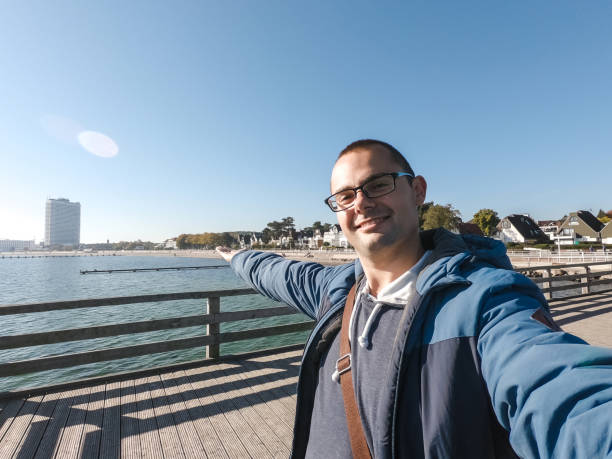 Selfies at Elbe riverbank