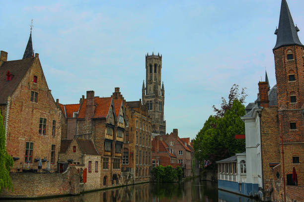 brugia – belgijskie miasto na listę światowego dziedzictwa unesco - bruges belgium history scenics zdjęcia i obrazy z banku zdjęć