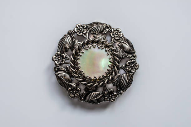 Vintage silver lovely women's brooches