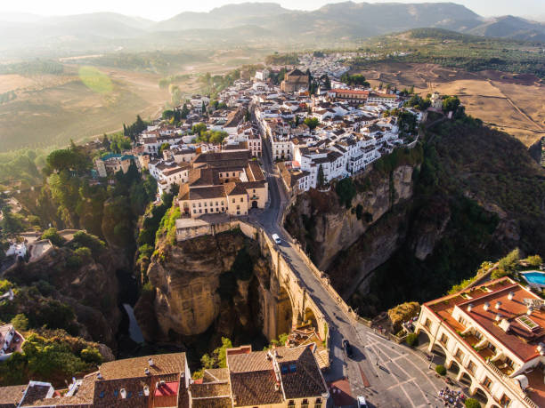 위에서 온 론다 스페인 - andalusia architecture travel destinations blue 뉴스 사진 이미지