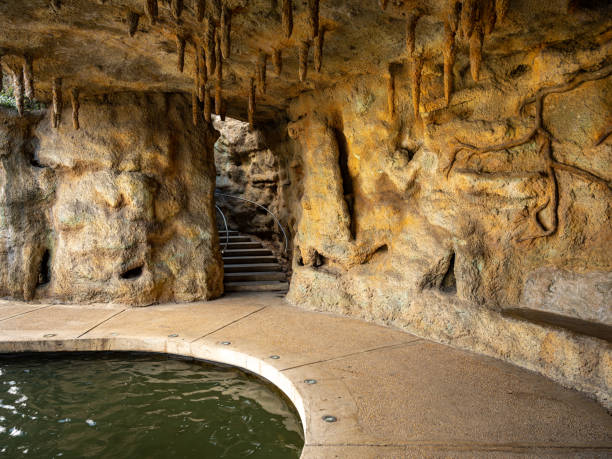 istock River Walk in San Antonio 1206049274