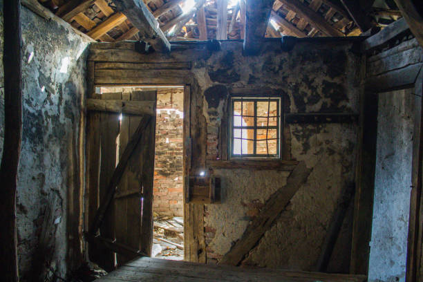 istock Old ruined house 1206051678