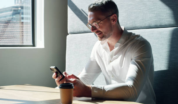 istock Smart apps inspire smart business moves 1206201870