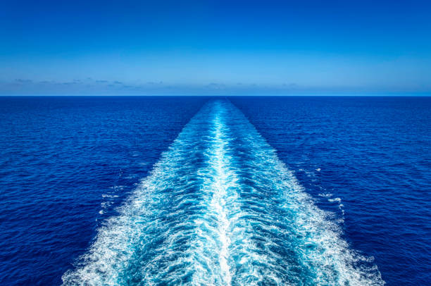 boat wake (HDRi) wake of a cruise ship wake water stock pictures, royalty-free photos & images